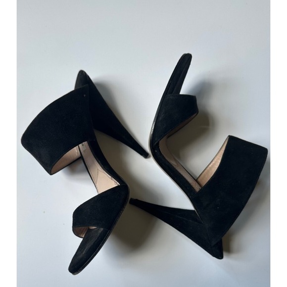 Miu Miu Black Suede Banded Sandals Size 36.5 Excellent Condition - Picture 5 of 6